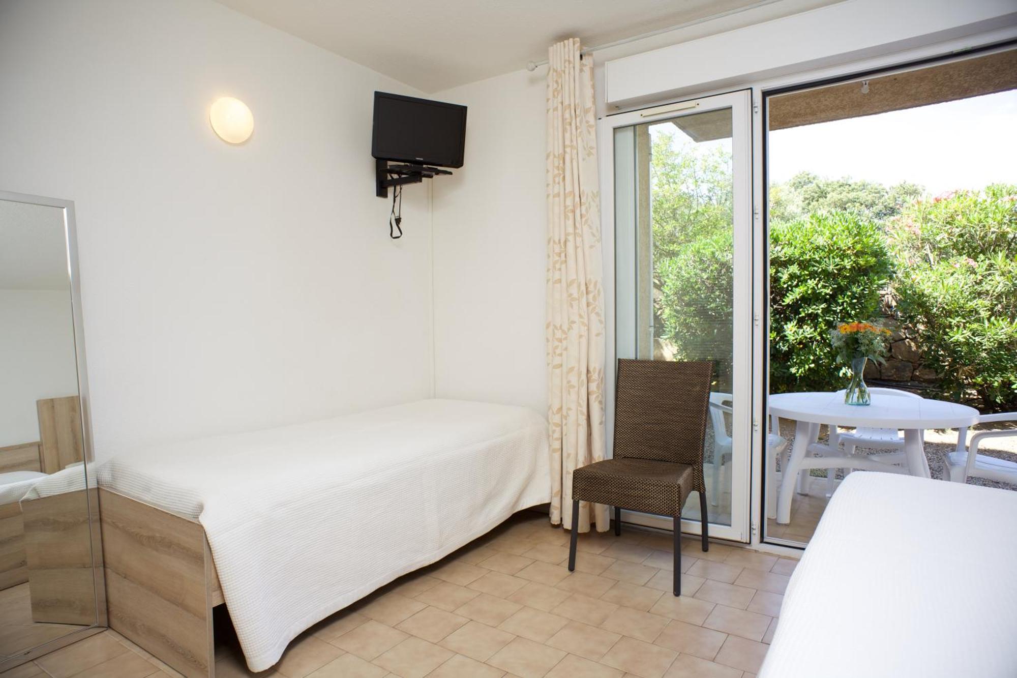 Motel Le Vieux Moulin LʼÎle-Rousse Exteriör bild