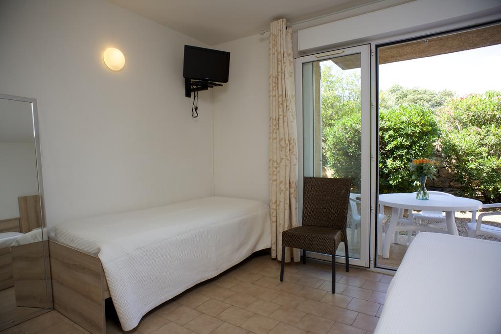 Motel Le Vieux Moulin LʼÎle-Rousse Exteriör bild