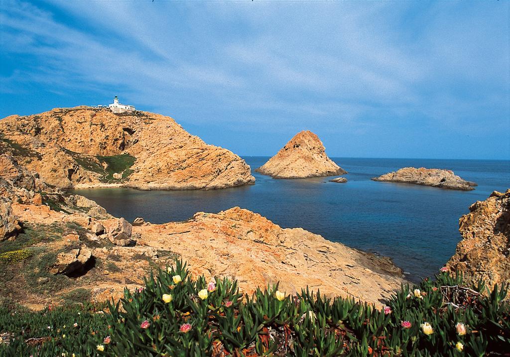 Motel Le Vieux Moulin LʼÎle-Rousse Exteriör bild